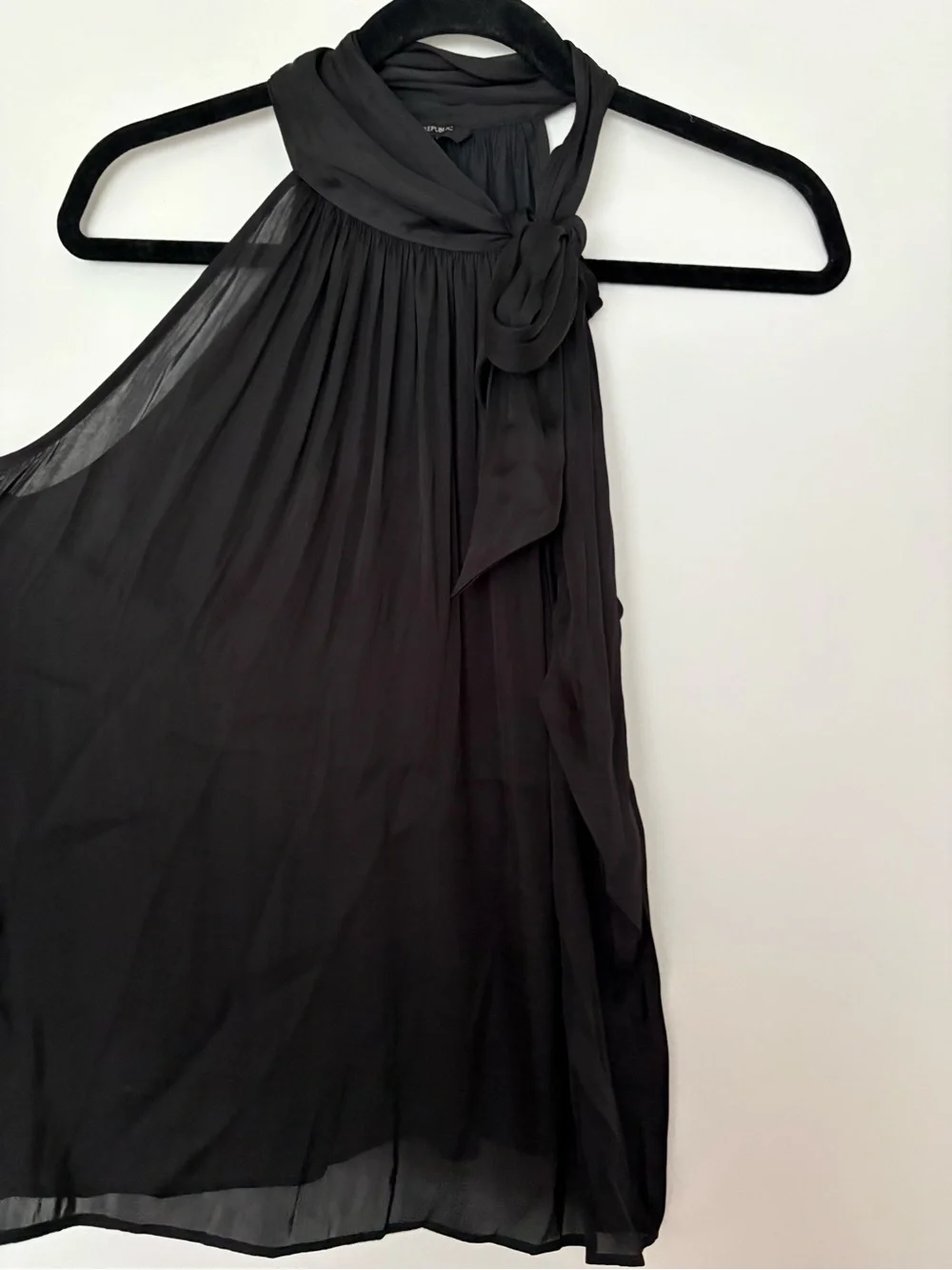 Banana Republic Black Blouse With Bow - Picture 2 of 4